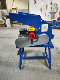 Kladivový, cepový drtič na biomasu, štěpku KDH 2,2 kW - 8