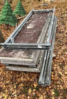 Lešení Hünnebeck Bosta . - 8