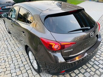 Mazda 3 2.0i BENZIN AUTOMAT VÝHŘEV LED SENZORY - 8