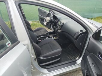 Hyundai i30 1.4 benzín 80kw,-KOUP.ČR,PO STK A ROZVODECH - 8