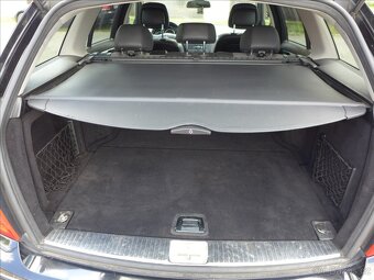 Mercedes-Benz Třídy C 2,2 CDI 125KW AVANTGARDE - 8