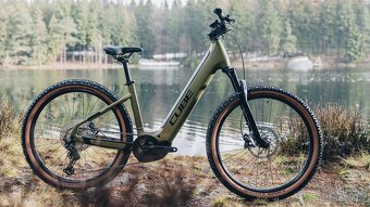 Cube Reaction Hybrid RACE 750 2024 NOVÉ - 8