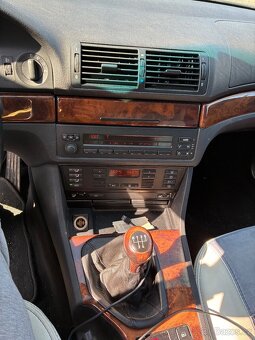 BMW 523i E39 - 8