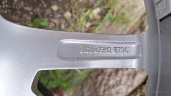 Prodám originální zimní Audi sadu R19 na Audi A6 C7, Audi A7 - 8