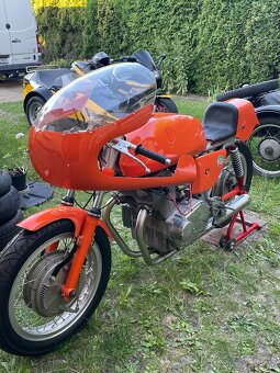 Laverda 750 SFC Replica - 8