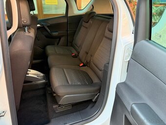 Opel Meriva 1,4i - 8