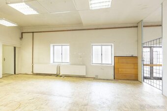 Pronájem obchodních a skladovacích prostor na frekventovaném - 8