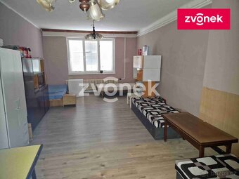 Prodej domu 6+2 v Uh. Ostrohu. - 8