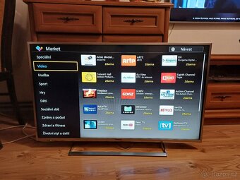 Smart TV 42" Panasonic TX-42AS740E-úhlopříčka106cm - 8
