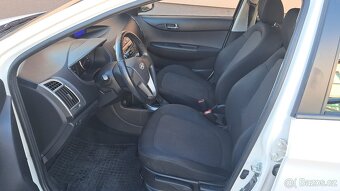 Hyundai i20, 1.2i / 62KW 1.MAJITEL ČR - 8
