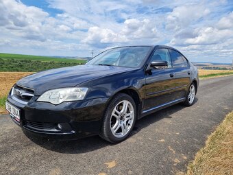 Subaru Legacy IV sedan 3.0 180kW - 8