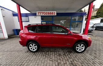 Toyota RAV 4 2.4i Limited benzín 125kw - 8