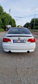 Prodám BMW e92 335i - 8