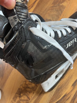 Brusle hokejové Bauer Mach vel.8,5 Fit 2 - 8