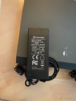 đ˘ KAMEROVĂ BEZPEÄNOSTNĂ SYSTĂM HIKVISION 4K IP POE - 8