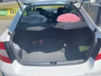 Skoda rapid 1,2 TSI - 8