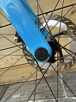 Canyon Ultimate CF SL 8 2020, vel. M - 8