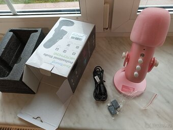 Nový studiový mikrofon pro streamování a hraní - 8