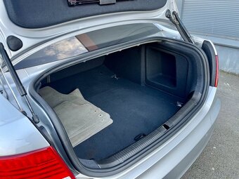Audi A6 2.8 V6 154kW Quattro KAMERA Xenon VÝHŘEV 1. majitel - 8