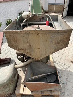 Kuličský stroj a Hladinářský stroj - 8