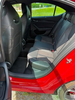ŠKODA OCTAVIE RS 2,0 TSI/180 KW DSG - 8