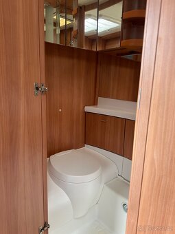 Hobby De Luxe 490 KMF - 8