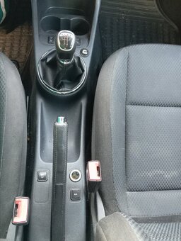 Škoda Fabia II Combi 1.6 TDI Elegance, 77 kW - 8