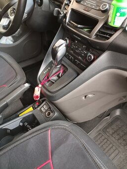 Ford Tourneo Connect - 8