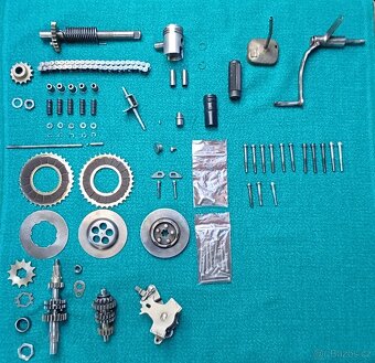 ZAMLUVENO Jawa 50 pionýr, motor, kartery 20,21,23 - 8