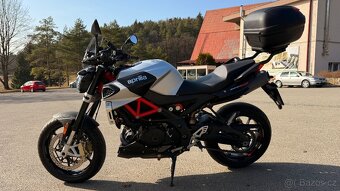 Aprilia Shiver 900 - 8