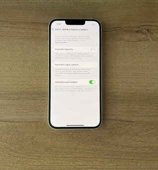 Iphone 13 128 GB Bílý - TOP STAV - 8