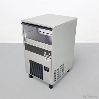 Výrobník kostkového ledu -válec - 47 kg/ 24 h - 8