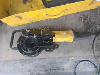 Elektrická ohybačka trubek - 8