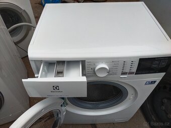Prodám dig. pračku zn. AEG-7 kg.A+++ ZDARMA DOVEZU--- - 8