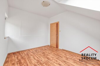 Pronájem zrekonstruovaného bytu 3+kk s pracovnou v RD, 119 m - 8