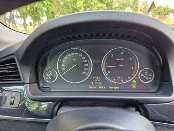 BMW Řada 5, BMW F11 - nízký nájezd - 8