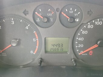 Ford transit 9 míst - 8