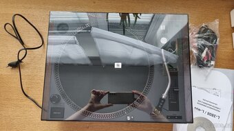Nový gramofon Lenco L-3808 v barvě matt grey - 8
