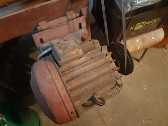 Soustruh na dřevo - 8