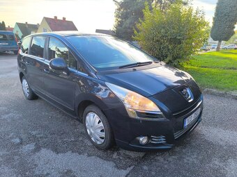 Peugeot 5008 - 8