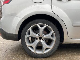 Ford S-max 2.0tdci 103kw - 8