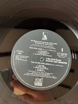 A New World Record | ELO | 1st Japan Press | NM/NM - 8