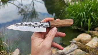 Nože - 8