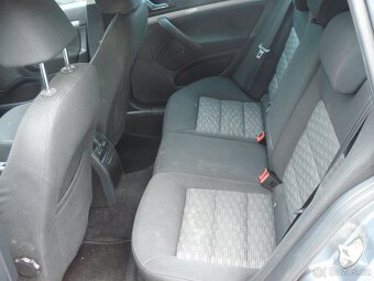 ŠKODA OCTAVIA KOMBI 1.6 TDI,SERVISKA,NOVÁ STK - 8