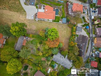 REZERVACE tavební pozemek 1327 m2 s vydaným stavebním povole - 8