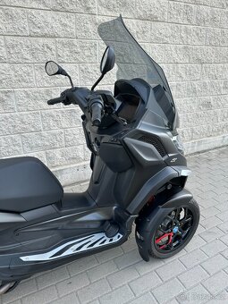 Piaggio MP3 400 HPE 2023 Sport možná doprava - 8