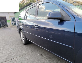 Ford Mondeo, Combi, Nafta 114 kW, Nekuřácký interiér. - 8