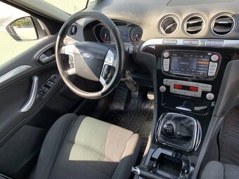 Ford Smax 2.0tdci Titanium 120kw ST line - 8