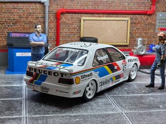 Peugeot 405 MI16 BTCC 1992 1:18 OttoMobile - 8