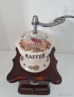 Mlýnek na kávu - 8